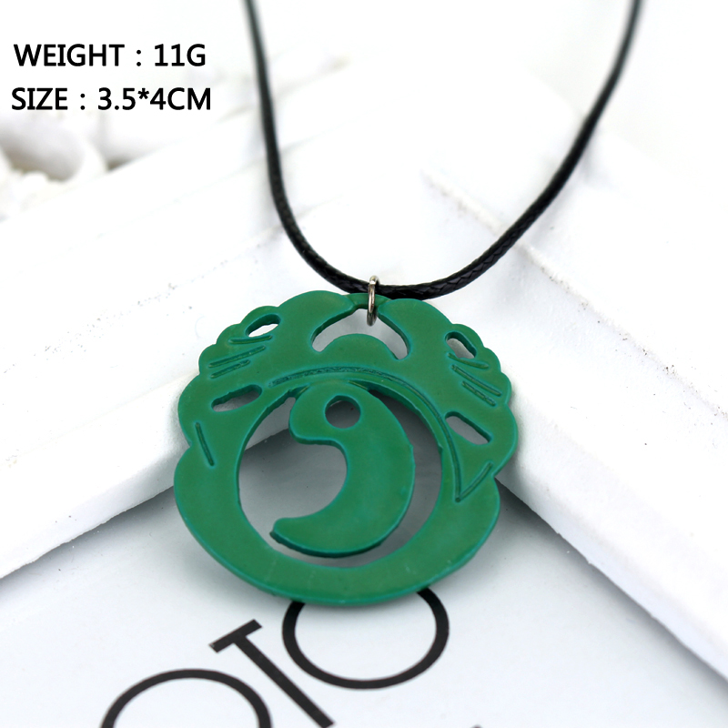 Kalung Liontin Hijau Lara Crof - Retro Gaming Theme ulasan dan harga